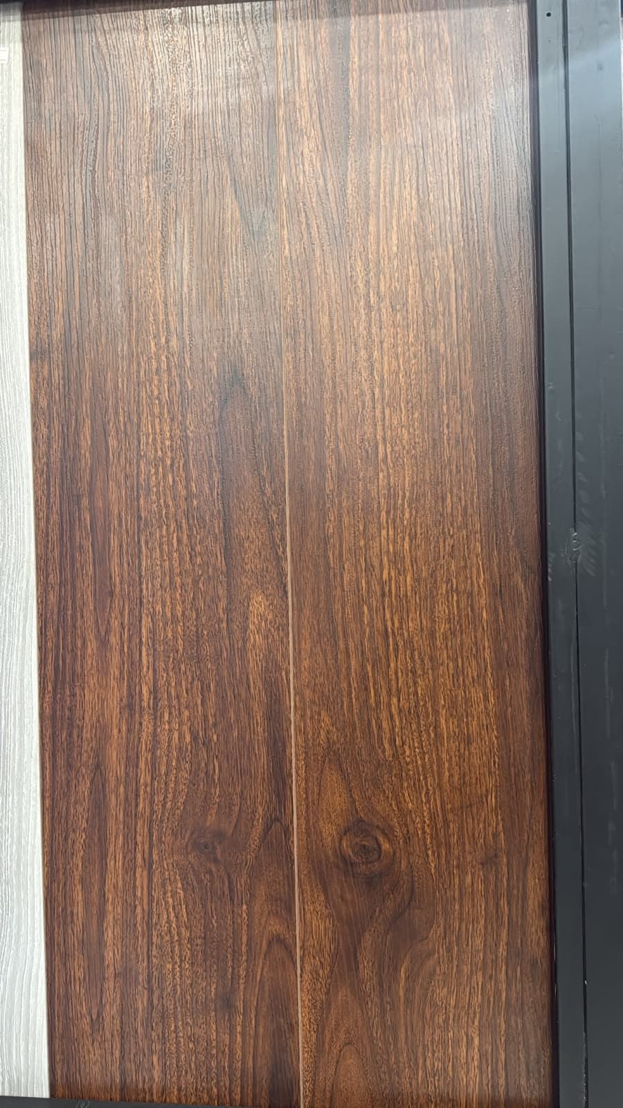 EIR Surface HDF Laminate Flooring